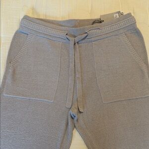 Barefoot Dreams CozyChic Ultra Lite Jogger - Oyster. NWT